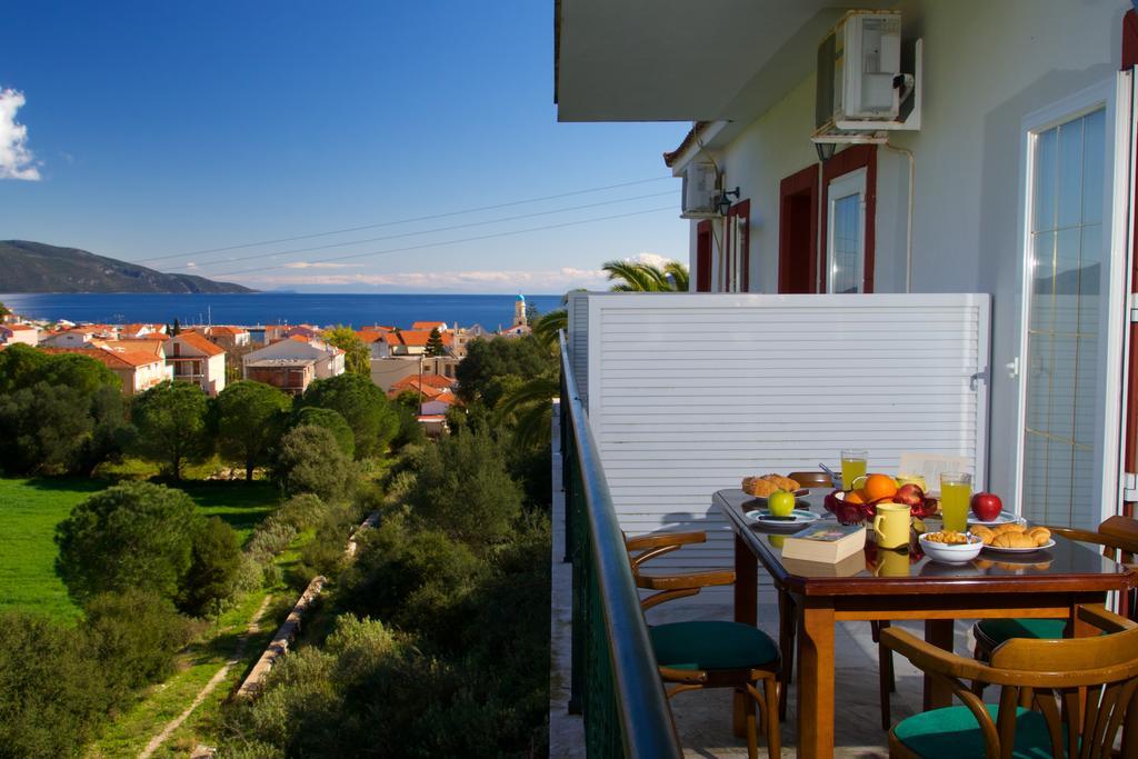Boulevard Panorama Suites Agia Efimia Esterno foto