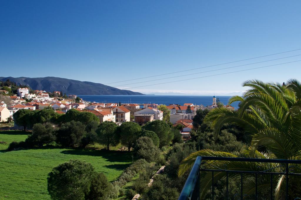 Boulevard Panorama Suites Agia Efimia Esterno foto